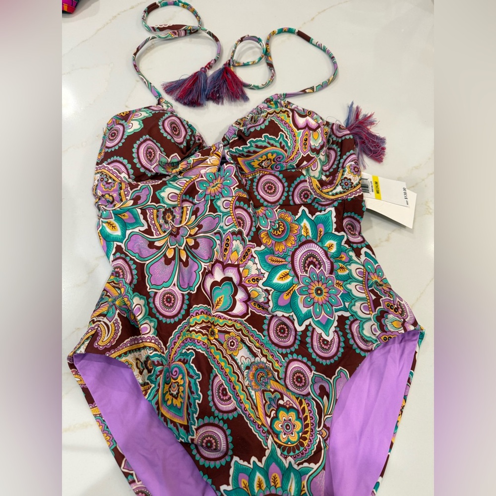 NWT Becca swimsuit size Medium